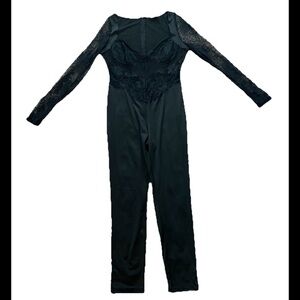 CHIC ME Women’s Laced Jumpsuit Long Sleeve Black Size Large (0686)